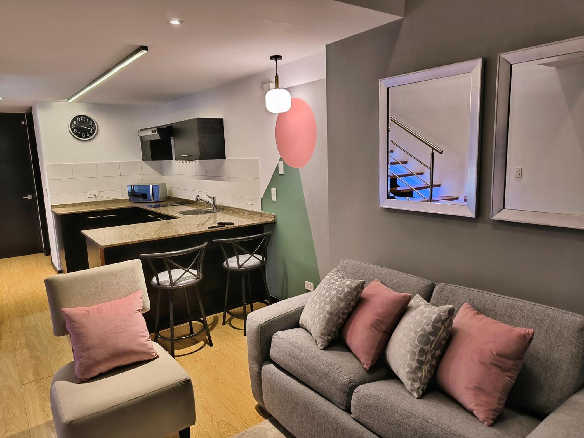Coliving Ecuador Apartamentos Sector Swiss Hotel Кито Экстерьер фото